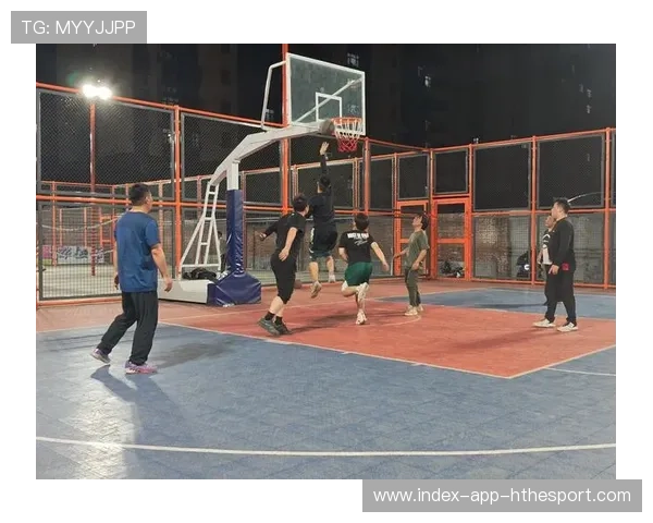 体育“夜场”精彩：黑暗中最“闪耀”瞬间