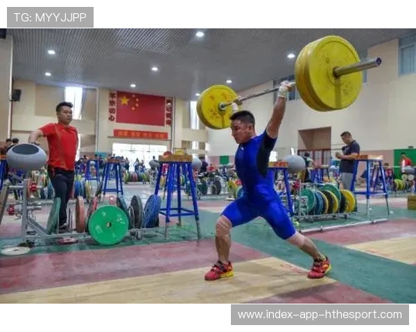 新闻中心国内联赛举重集训动态，2020全国举重比赛